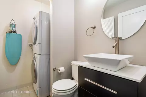 21 W Chestnut St #505, Chicago, IL 60610 photo 11