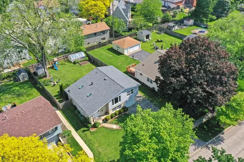 View/Area - 3800 Holly Ln, Rolling Meadows, IL 60008 photo 3 of 5