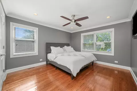 Bedroom - 3800 Holly Ln, Rolling Meadows, IL 60008 photo 2 of 5
