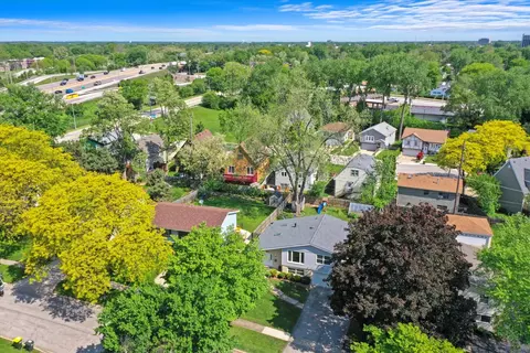 View/Area - 3800 Holly Ln, Rolling Meadows, IL 60008 photo 5 of 5