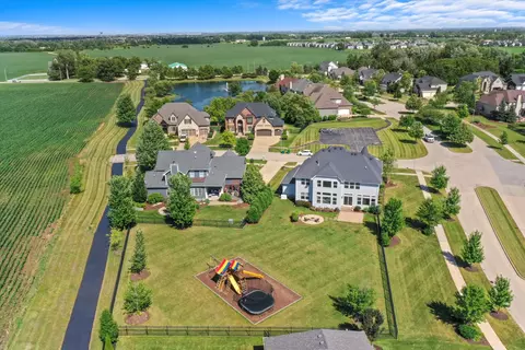 View/Area - 12154 S Sinclair Dr, Plainfield, IL 60585 photo 3 of 4