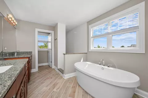 Bath - 12154 S Sinclair Dr, Plainfield, IL 60585 photo 6 of 11