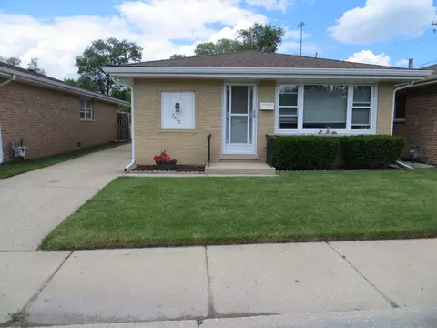 7330 W Selma Ave, Summit, IL 60501