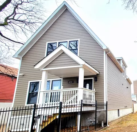 4252 S Wells St, Chicago, IL 60609