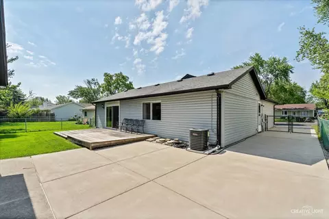 216 Plainview Dr, Bolingbrook, IL 60440 photo 20