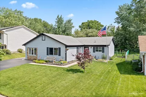 216 Plainview Dr, Bolingbrook, IL 60440 photo 4