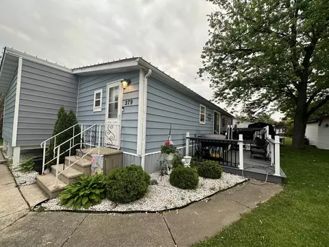 279 Blackthorn Rd, Matteson, IL 60443
