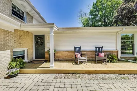 1340 Pendleton Ln, Glenview, IL 60025 photo 5