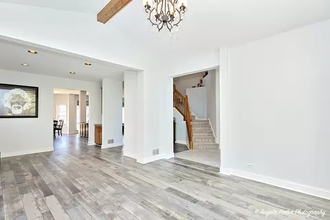223 Edgewater Dr, Bartlett, IL 60103 photo 13