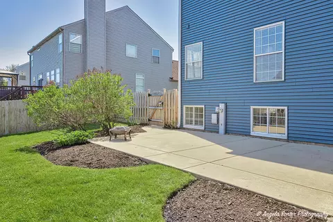 223 Edgewater Dr, Bartlett, IL 60103 photo 38