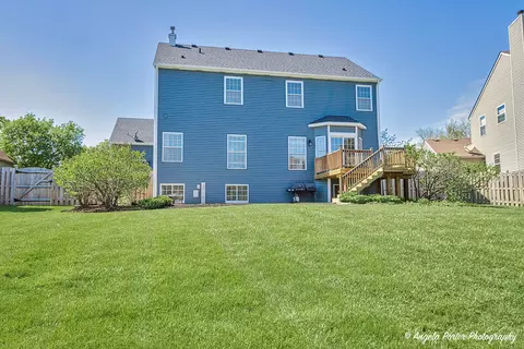 223 Edgewater Dr, Bartlett, IL 60103 photo 34