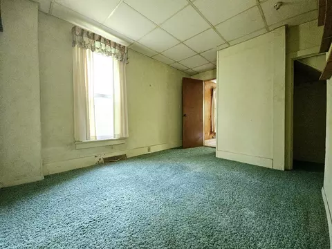 Bedroom - 1335 Long St, Dixon, IL 61021 photo 1 of 5