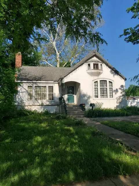 4120 Main St, Downers Grove, IL 60515