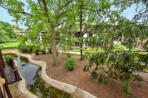 1606 C Thames Ct #C, Wheaton, IL 60189 photo 17