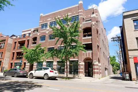 4815 N Damen Ave #302, Chicago, IL 60625