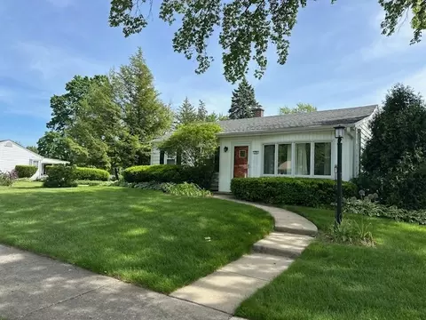 139 W Potomac Ave, Lombard, IL 60148