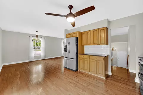 1140 Essel Ct, Wheaton, IL 60189 photo 7
