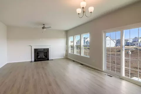 715 Maplewood Cir, Elburn, IL 60119 photo 13