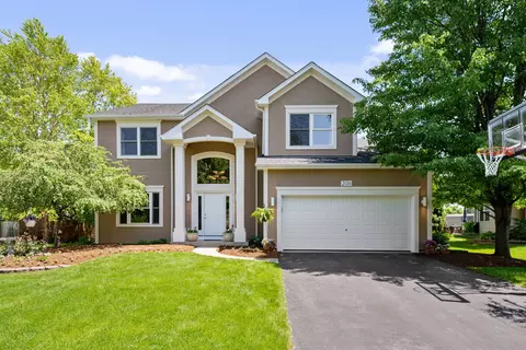 2018 Bunker Cir, Naperville, IL 60563