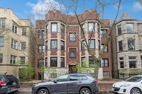 657 W Cornelia Ave #1, Chicago, IL 60657