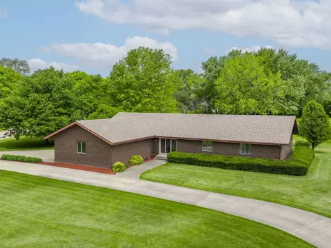 120 Highview Dr, Yorkville, IL 60560