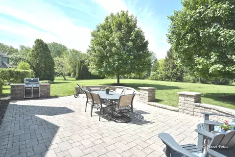 Exterior - 3015 Albert Dr, Mchenry, IL 60050 photo 3 of 5