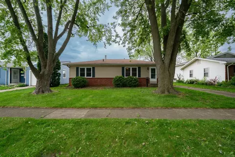 1829 E Lafayette St, Bloomington, IL 61701 photo 28