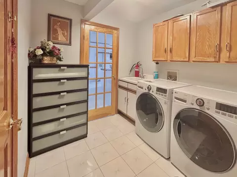 7713 Baker Ct, Darien, IL 60561 photo 28
