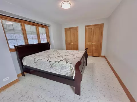 7713 Baker Ct, Darien, IL 60561 photo 23