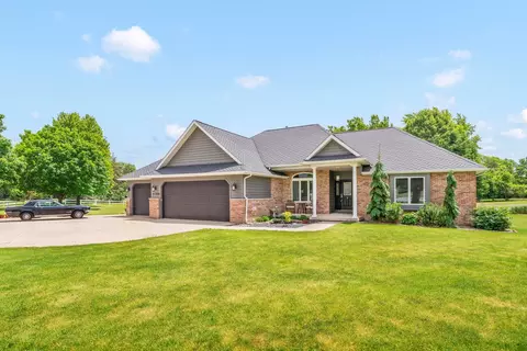 4366 E 2925th Rd, Sheridan, IL 60551 photo 3