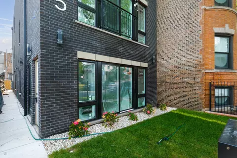 4605 S Langley Ave, Chicago, IL 60653 photo 4