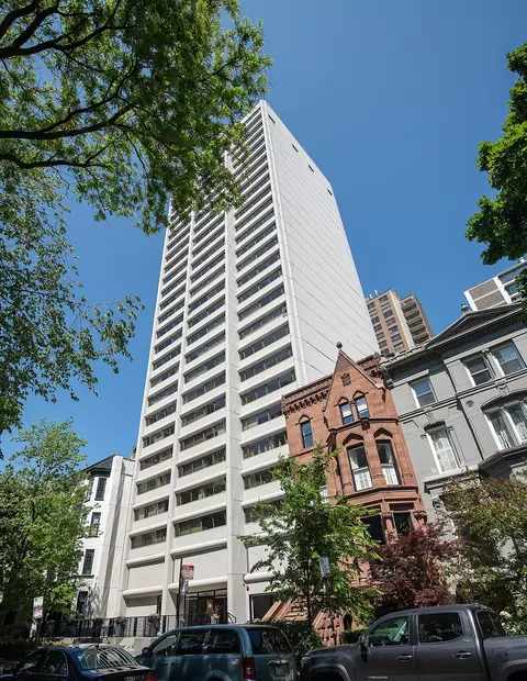 1415 N Dearborn St #27B, Chicago, IL 60610