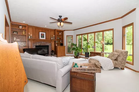 Living - 1 Birch Ct, Normal, IL 61761 photo 3 of 3