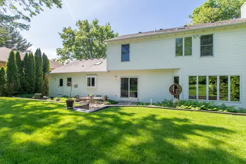 Exterior - 1 Birch Ct, Normal, IL 61761 photo 5 of 10