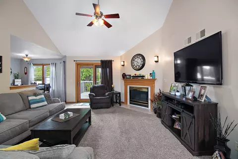 Living - 1846 Wiley Ridge Rd, Kankakee, IL 60901 photo 1 of 3