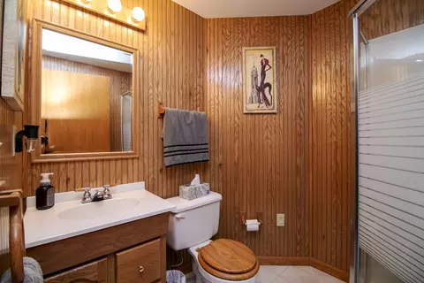 Bath - 1846 Wiley Ridge Rd, Kankakee, IL 60901 photo 4 of 4