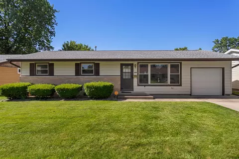 1532 Gleason Dr, Rantoul, IL 61866