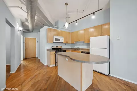 420 S Clinton St #317A, Chicago, IL 60607 photo 3
