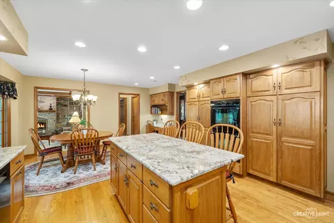 64 Crestview Dr, Oswego, IL 60543 photo 16