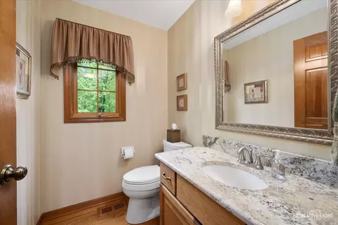 64 Crestview Dr, Oswego, IL 60543 photo 23
