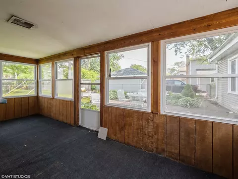 Exterior - 3406 Central Rd, Rolling Meadows, IL 60008 photo 4 of 9