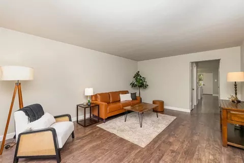 Living - 18045 Oak Ave, Lansing, IL 60438 photo 3 of 3