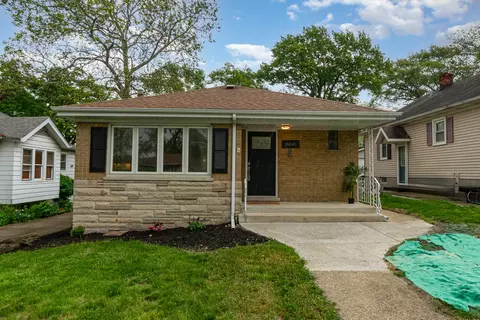 Exterior - 18045 Oak Ave, Lansing, IL 60438 photo 1 of 5
