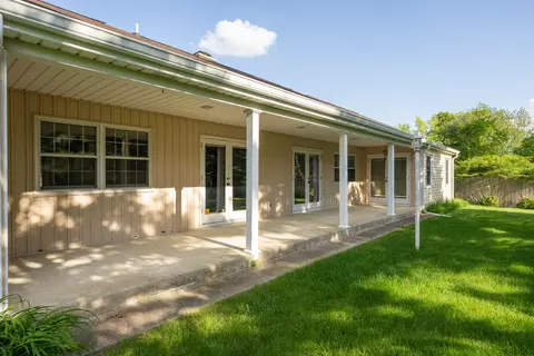 Exterior - 2307 Noel Dr, Champaign, IL 61821 photo 6 of 7