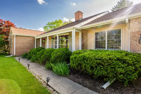 Exterior - 2307 Noel Dr, Champaign, IL 61821 photo 3 of 7