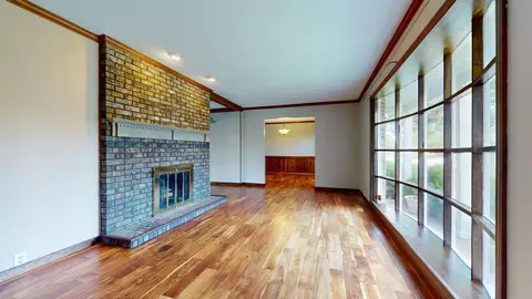 Living - 2307 Noel Dr, Champaign, IL 61821 photo 2 of 5