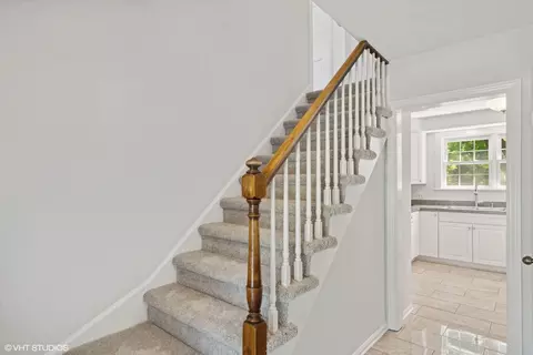 Entry Way - 2305 Central Rd, Glenview, IL 60025 photo 1 of 3
