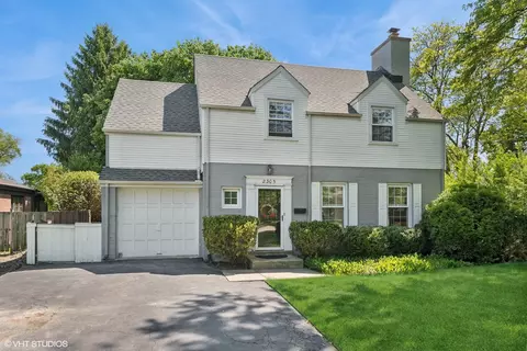 2305 Central Rd, Glenview, IL 60025