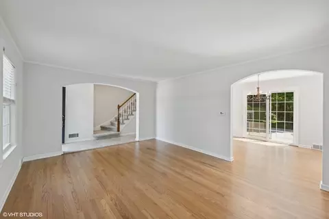 Living - 2305 Central Rd, Glenview, IL 60025 photo 2 of 2
