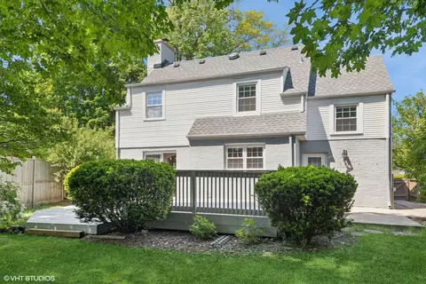 Exterior - 2305 Central Rd, Glenview, IL 60025 photo 4 of 5